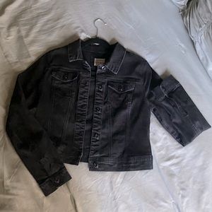 Women’s Cropped Jean Jacket